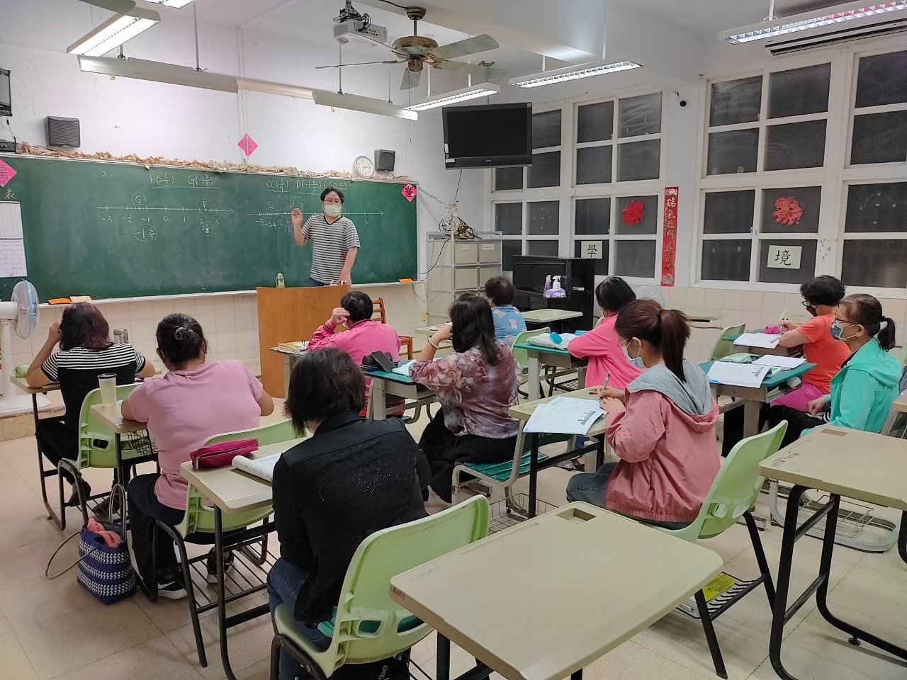 LINE_ALBUM_2022912數學~教分數_221026_2.jpg